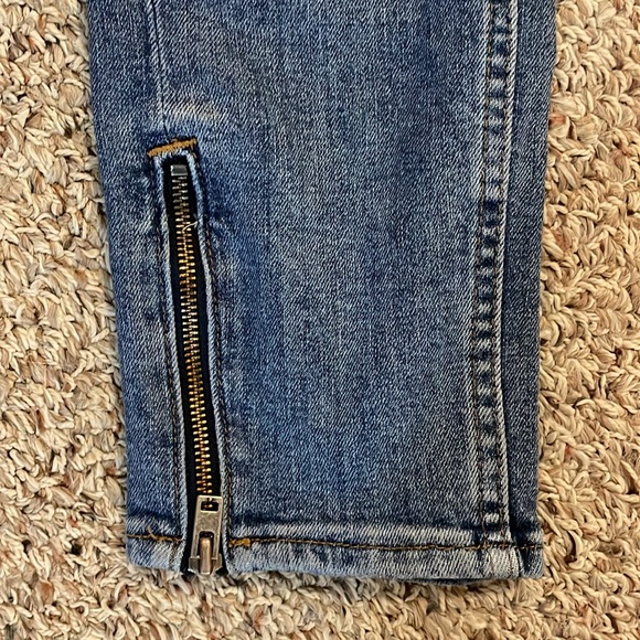 Levi’s Altered 721 High Rise Skinny - Picture 4 of 8